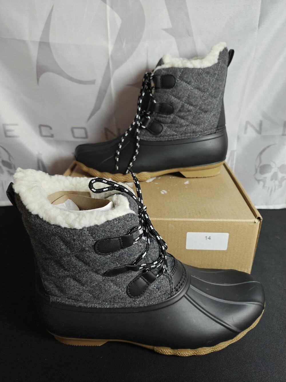 Kolili Women's size 7 Waterproof Duck Boot Dark Gray Quilted Fleece NWB